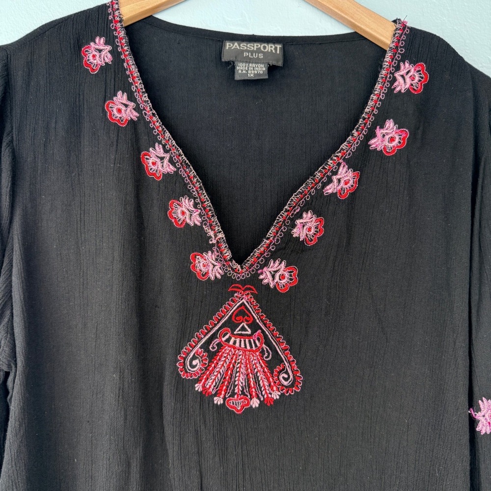 Passport Plus Peasant Top Women 1X Black Pink Embroidered V-Neck Long Sleeve - Picture 6 of 8